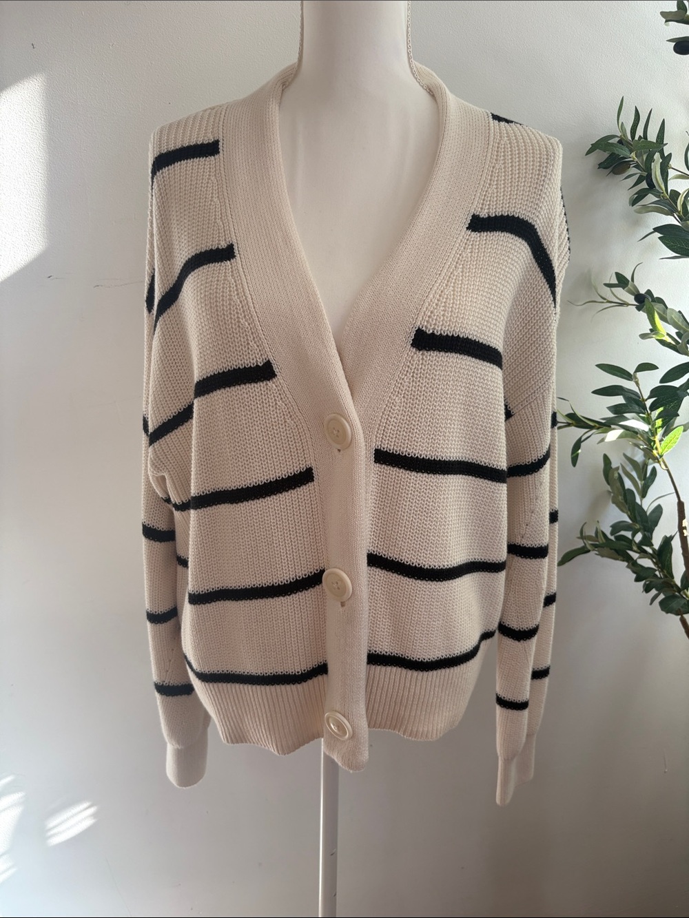 Universal Thread Cream & Black Striped Button Cardigan